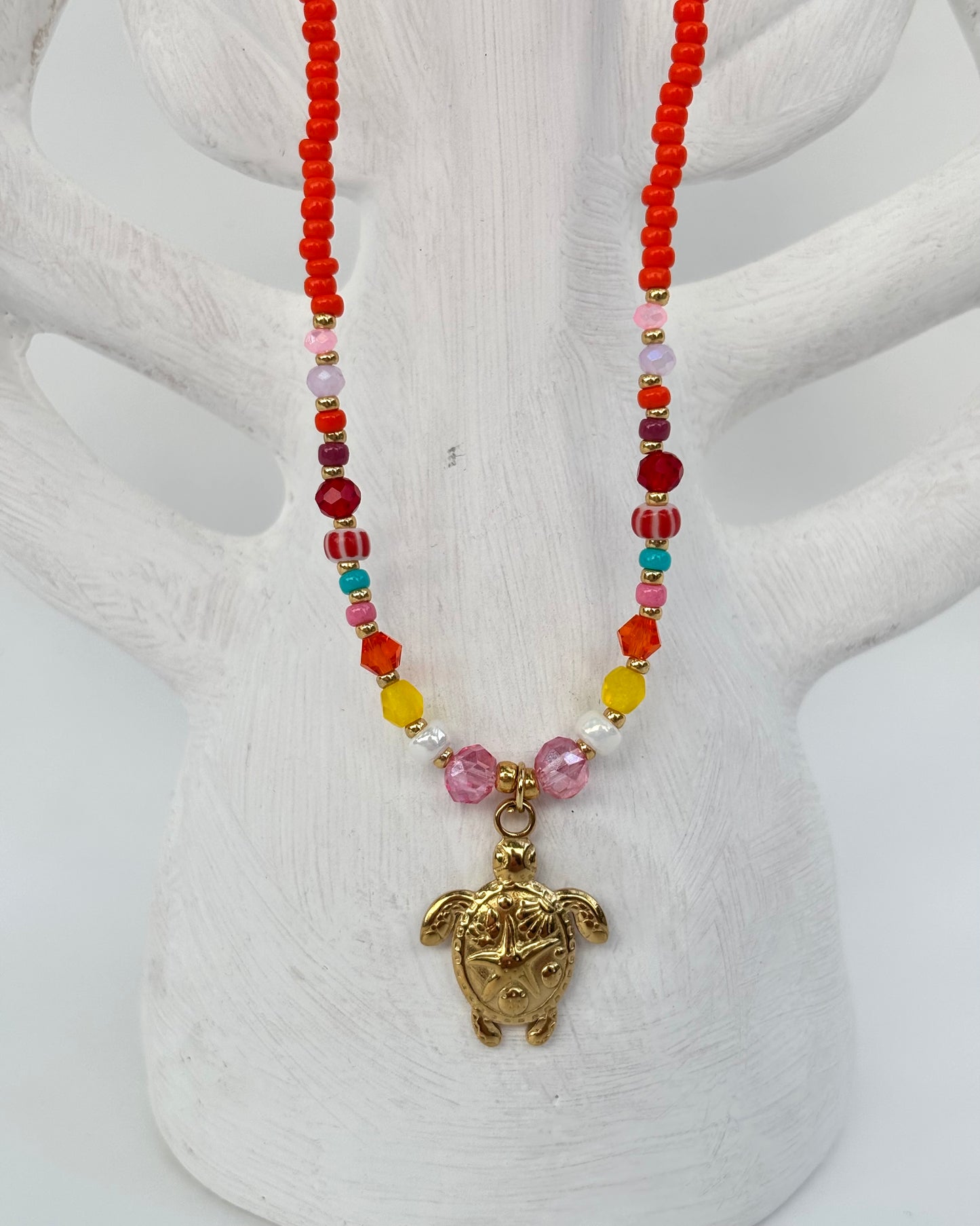 - Handgemaakte kralen ketting