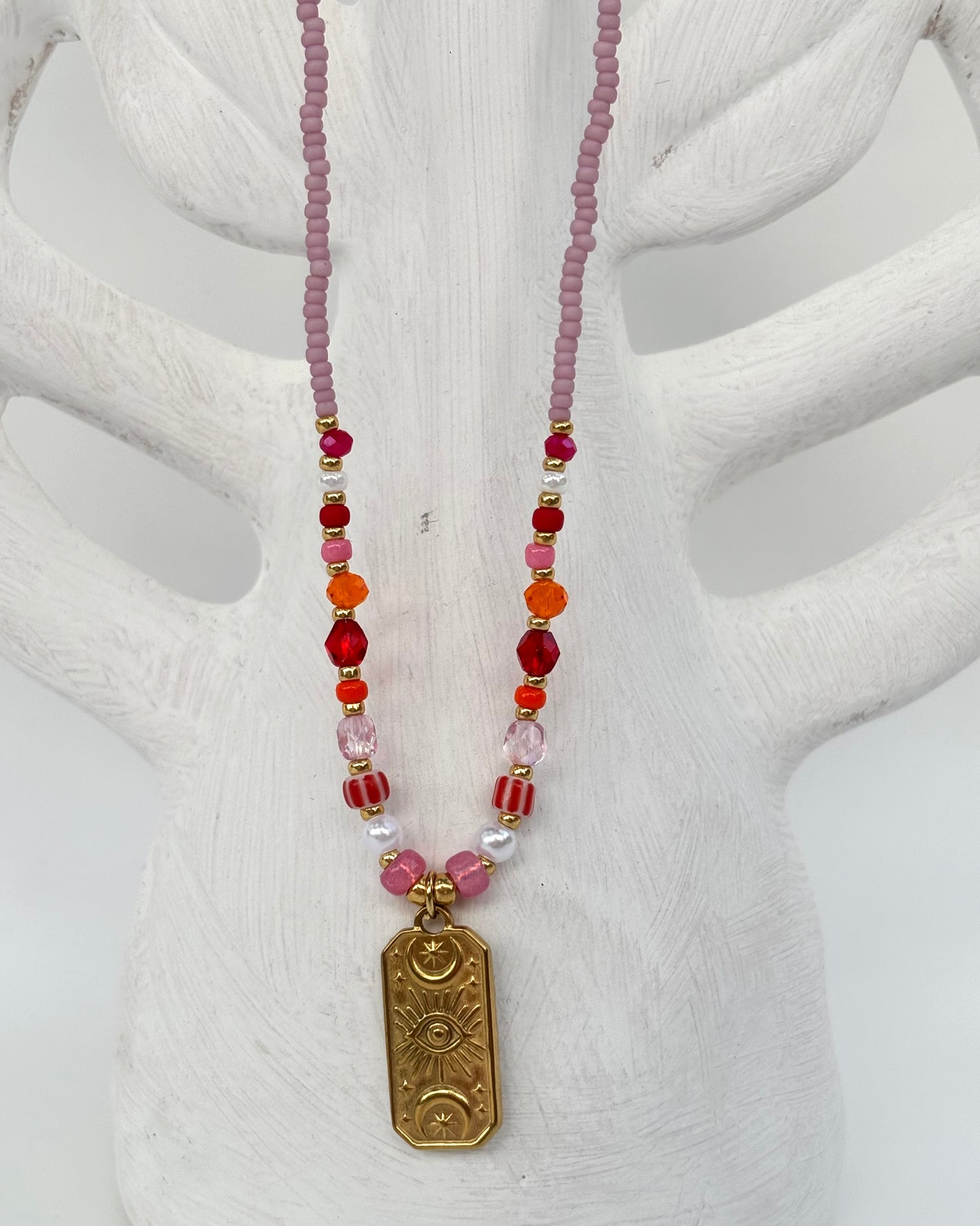 - Handgemaakte kralen ketting